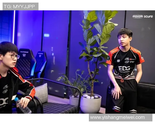 电竞新闻和平精英赛事分析EDG如何实现对对手的全面压制策略